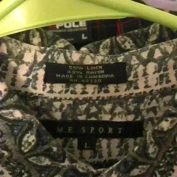 M.E. Sport short sleeve button down shirt men’s large in great condition - Picture 2 of 4